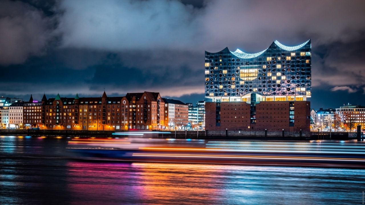 Hamburg bei Nacht – Skyline & Elbe: Dein ultimativer Guide für leuchtende Erlebnisse
