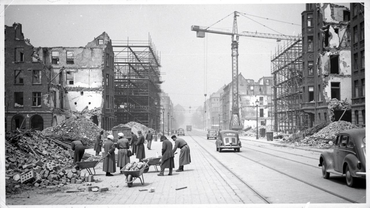 Hamburgs Phoenix aus der Asche: Der Wiederaufbau nach 1945