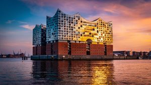 Elbphilharmonie Hamburg: Dein Guide zu den neuesten Klängen und Rekorden
