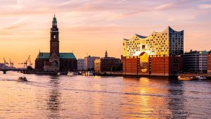 Hamburgs Wahrzeichen – Michel und Elbphilharmonie: Ein Blick auf ihre neuesten Entwicklungen