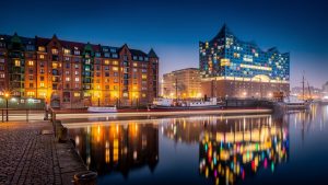 Hafenlichter fotografieren: Hamburgs Glanz bei Nacht neu entdecken