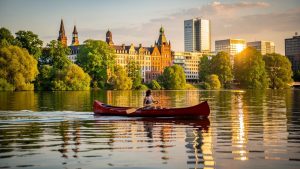 Kanufahren auf der Alster: Dein ultimativer Guide fĂŒr unvergessliche Paddelmomente 2026
